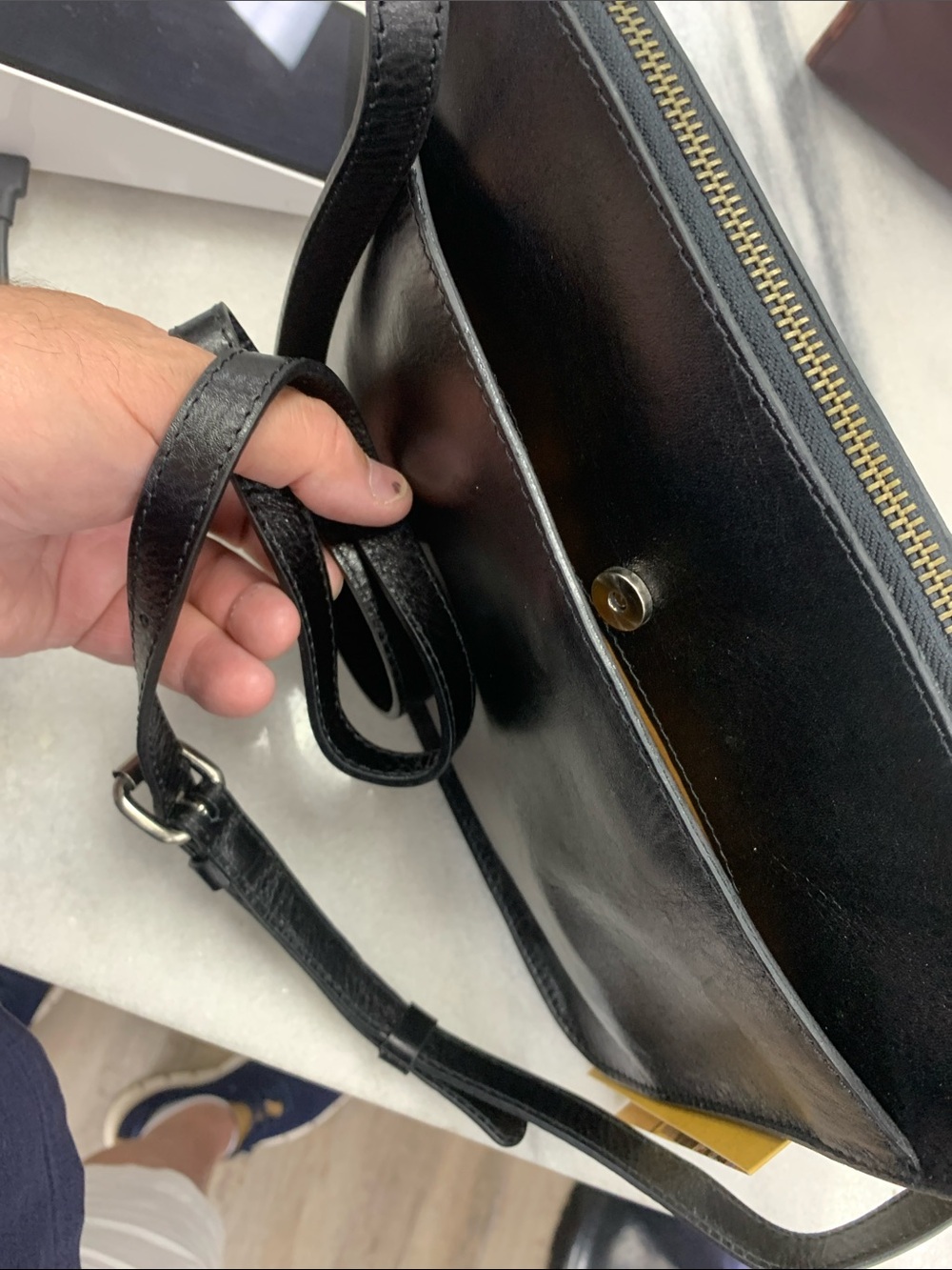 Patricia Nash Black Leather Crossbody Pouch - Picture 4 of 7